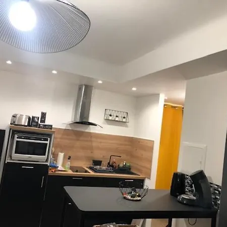 Апартаменты Explore The World 1 *