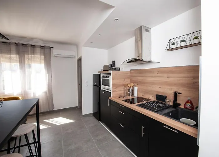 Explore The World 1 *